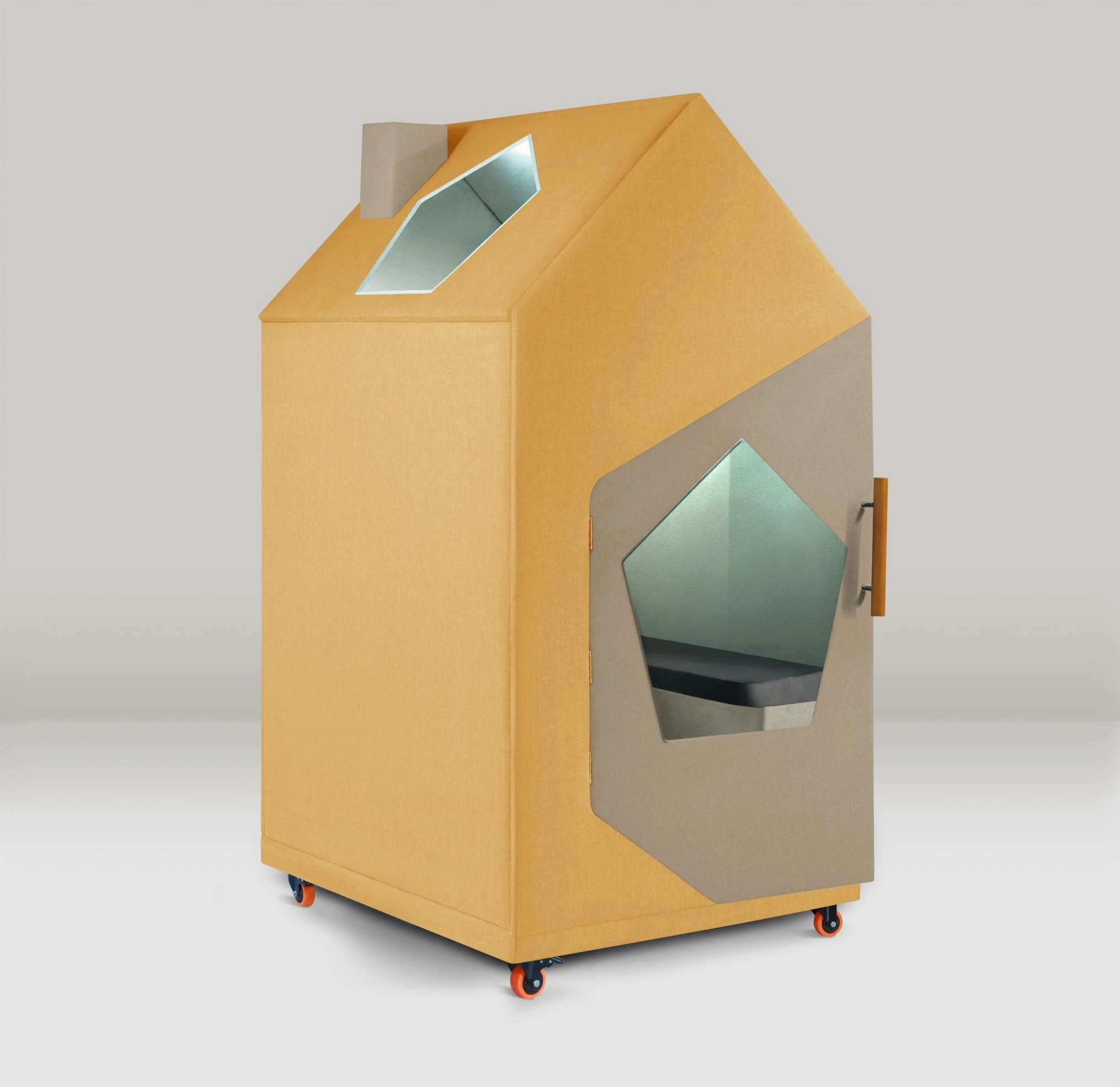 Wilma: Small Work Booth